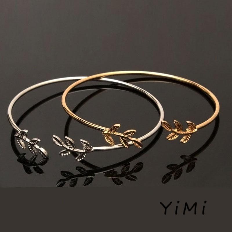 Vòng tay nữ hở hình chiếc lá