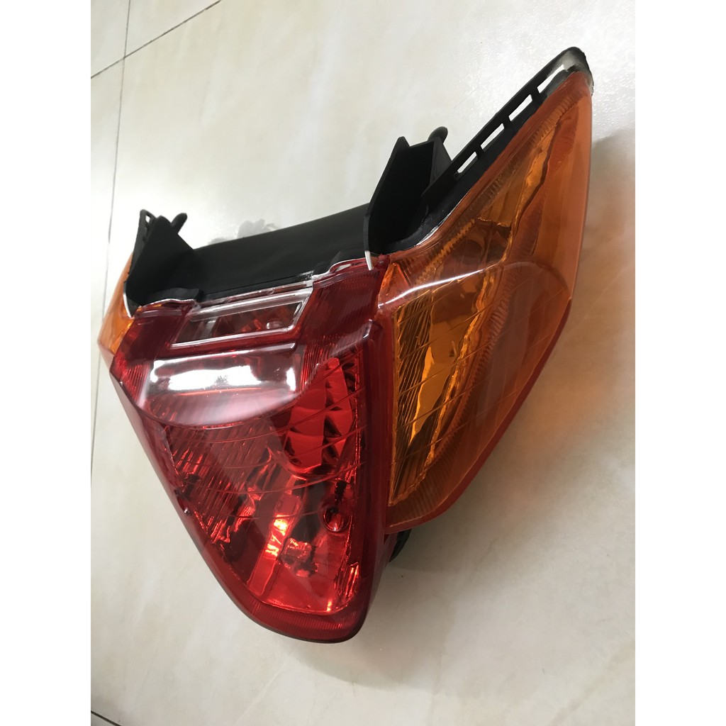 Đèn hậu future 1 + đuôi bống