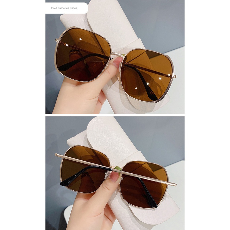 Kính Mát Oversize Gọng Đen Thời Trang Cho Nữ