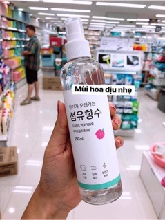 xịt thơm quần áo Pony