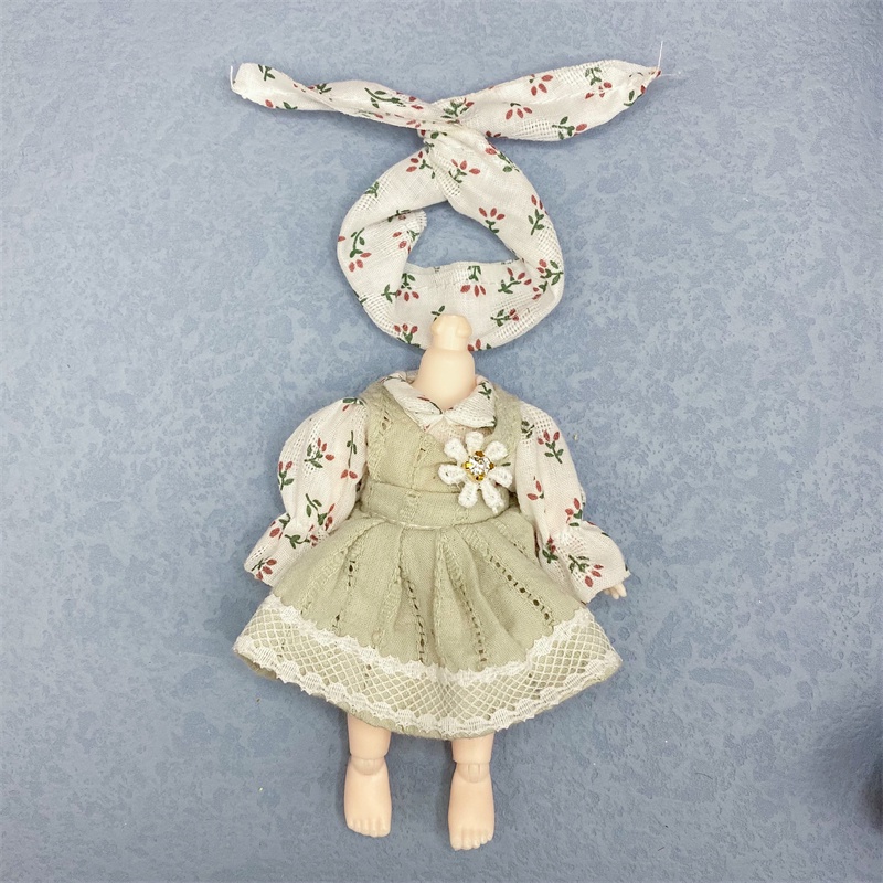 Bộ Quần Áo Dễ Thương Cho Búp Bê 16-17cm Tỉ Lệ 1 / 8