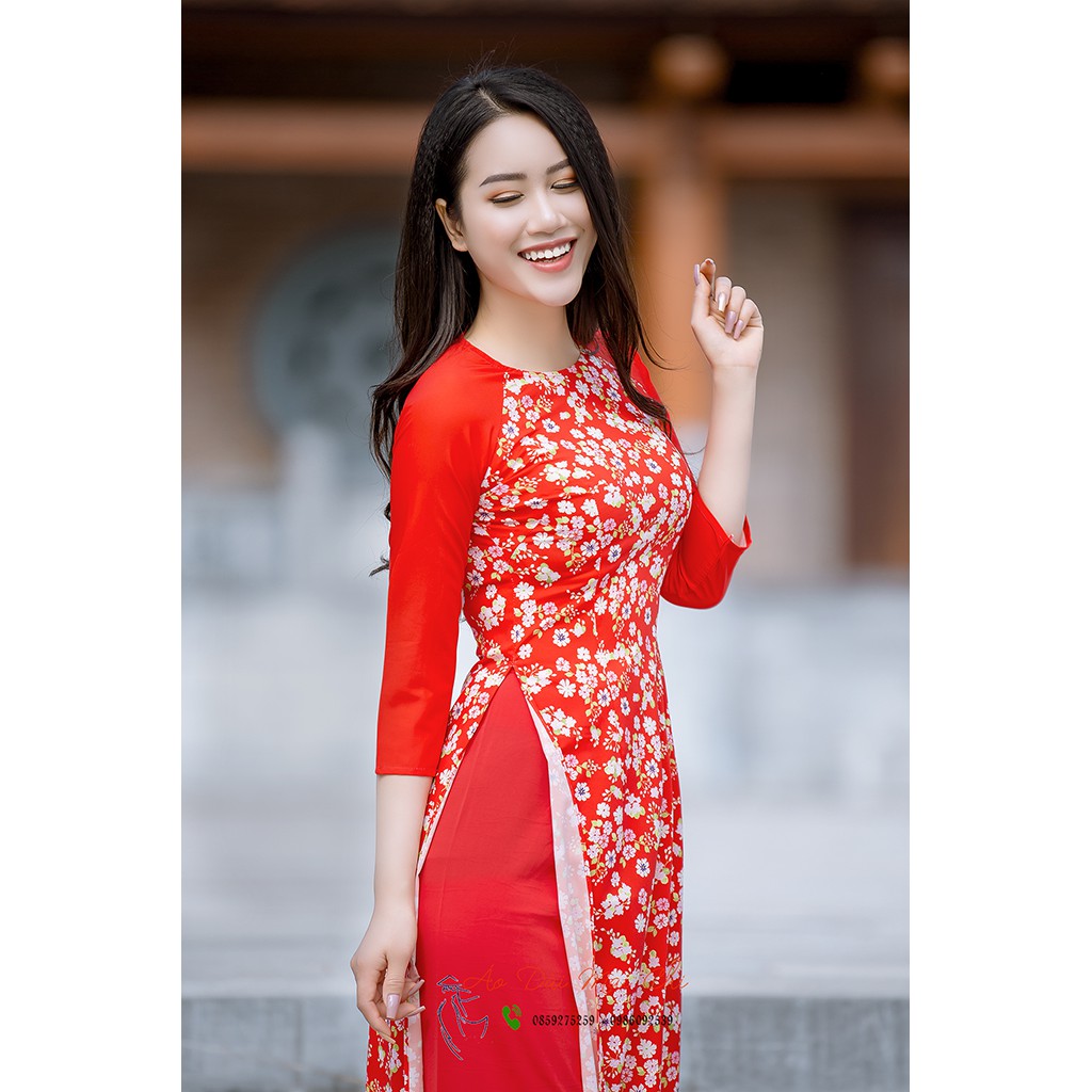 Bộ áo dài truyền thống họa tiết hoa nhí đỏ tay trơn - Quần màu đỏ (Mẫu 2021)