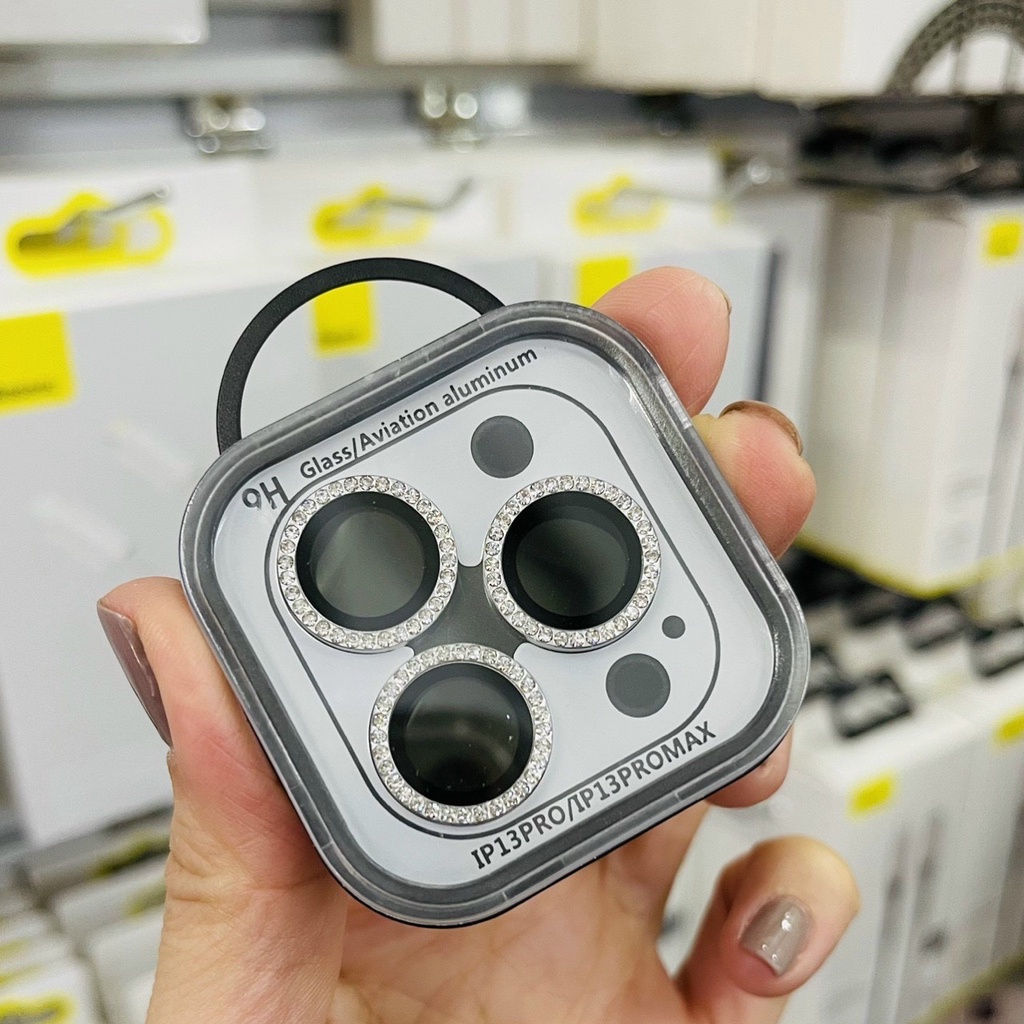 Khung gắn đá bảo vệ camera cho 13 , 13 Pro Max , Gắn đá kim cương trang trí camera 13 Pro Max siêu Kute