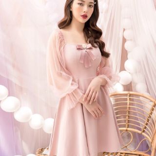 Đầm xòe cổ vuông phối tay lưới