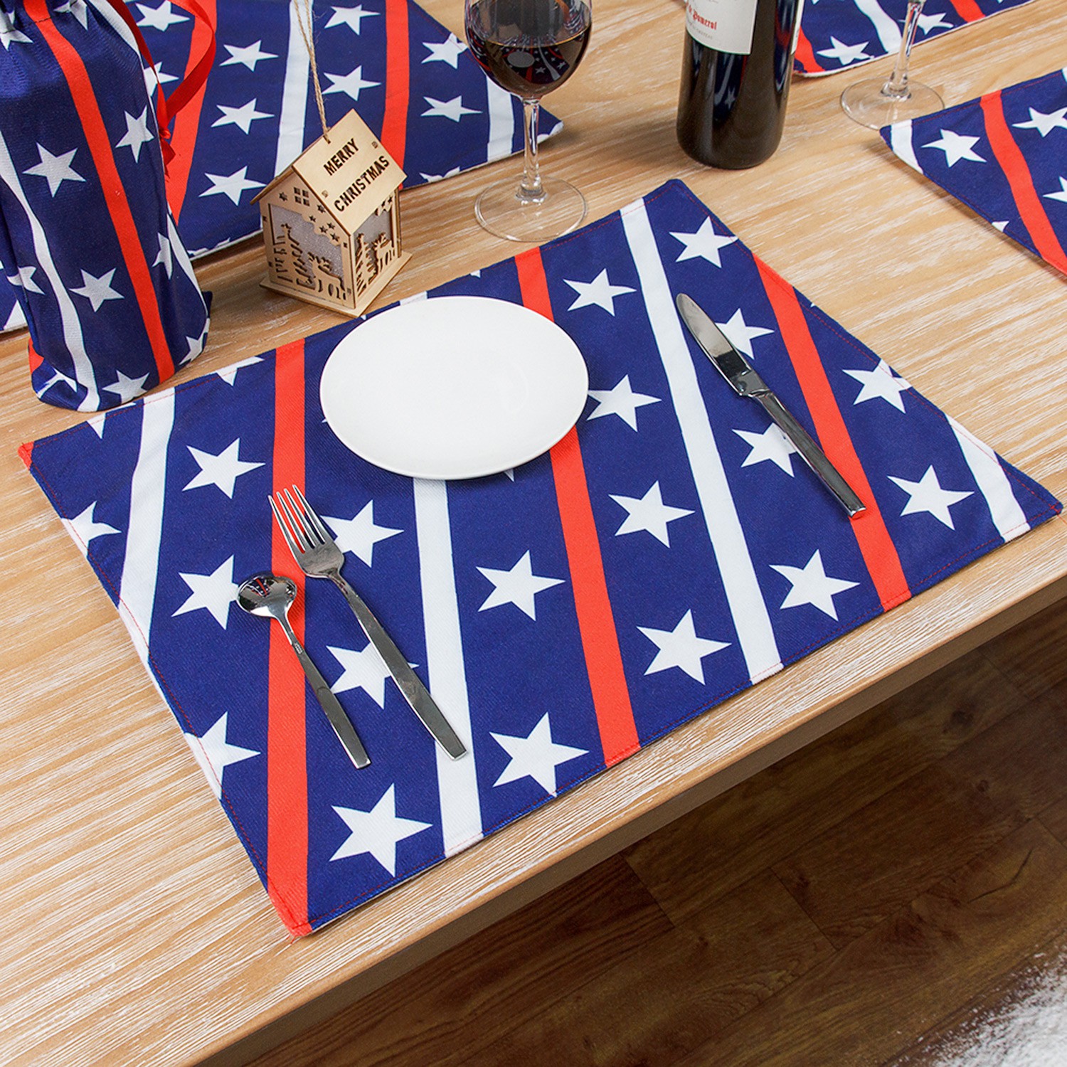 ☆YOLA☆ 4pcs/set Table Decor Independence Day Non-Slip Table Place Mats Placemats Heat-Resistant Kitchen Rectangle Washable American Flag