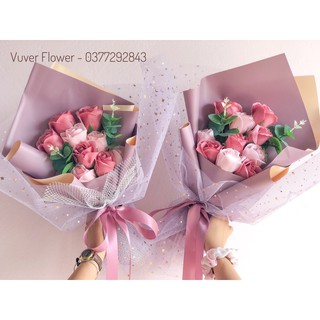 (Mẫu thiết kế) Bó hoa sáp 11 bông tone hồng gói giấy tím và lưới sao Ảnh thật (Tặng thiệp)