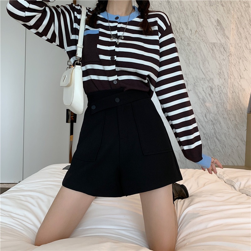 Quần short nữ lưng cao ống rộng DOLOXI 2 khuy bấm vải tuyết mưa Q86