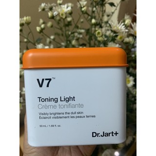 Kem dưỡng trắng da v7 hàn quốc