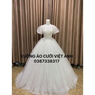 Áo cưới tay búp xinh làm bằng vải kim tuyến mịn