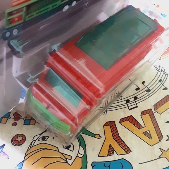 Xe mô hình Matchbox Chow Mobile