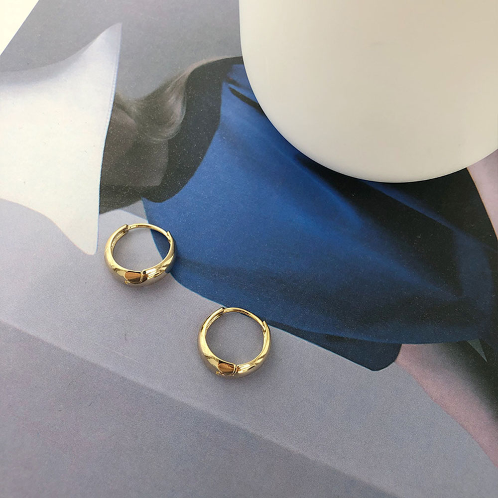 Hoa Tai Dáng Dài Thiết Kế Hình Học Thanh Lịch