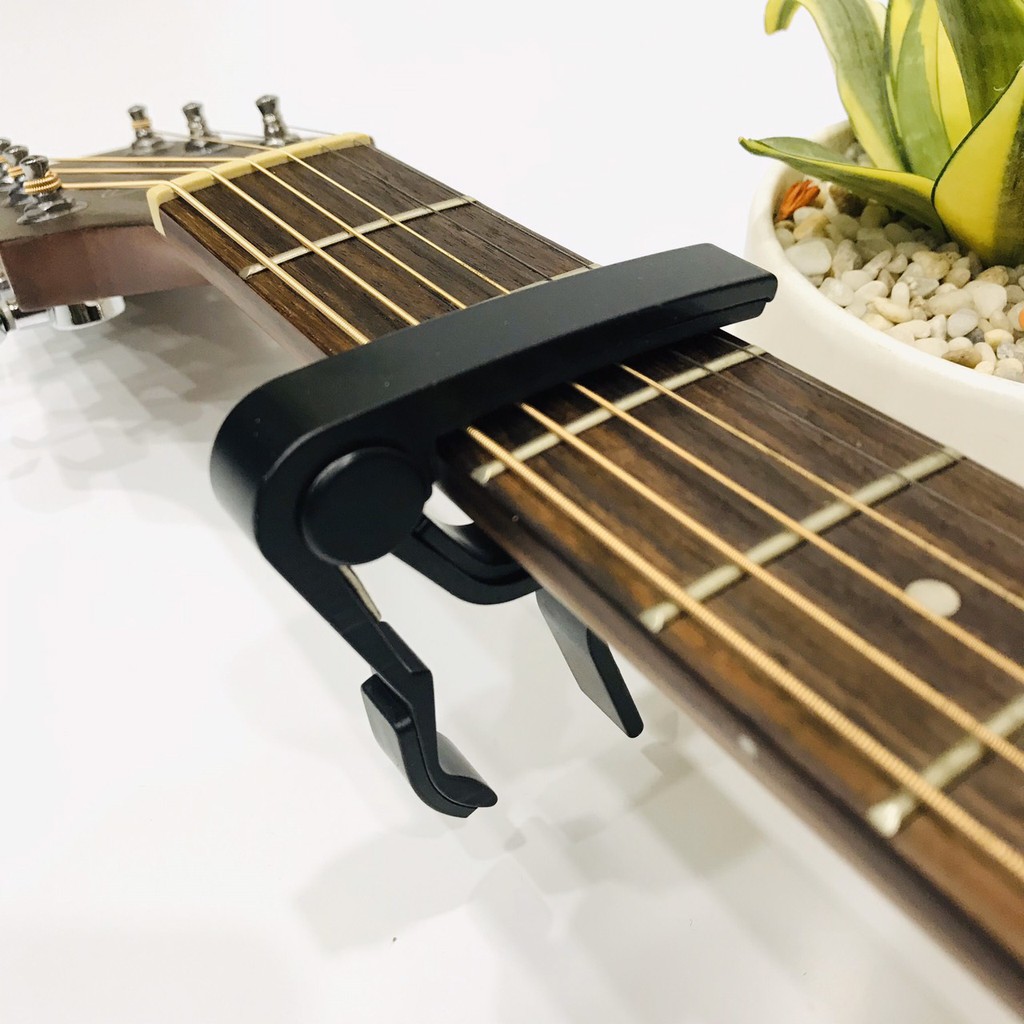 Capo bằng kim loại cho đàn guitar Acoustic và ukulele CP01