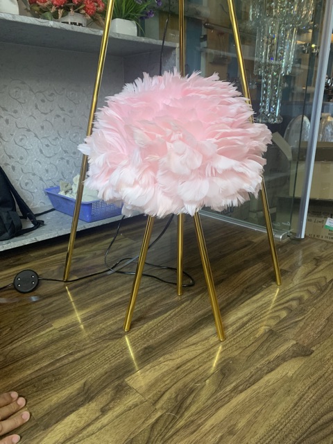 Đèn Ngủ Để Bàn ♥️JOYMART♥️ Đèn Bàn Lông Vũ Trang Trí Phòng Ngủ Thiết Kế Quý Phái Sang Trọng MB3888 | BigBuy360 - bigbuy360.vn
