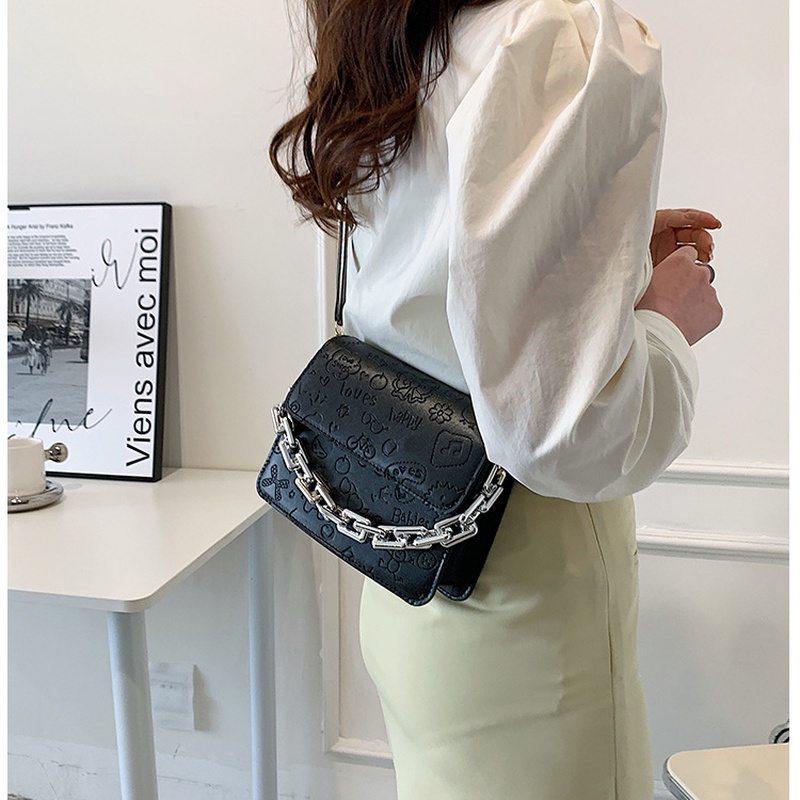 Túi Đeo Chéo Vai Bằng acrylic Kiểu Vuông Nhỏ Màu Trơn NB00300