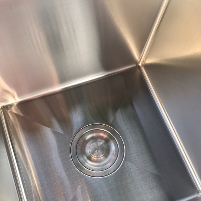 Bồn rửa chén inox đúc 304 2 hộc có chân, hộc vuông dày đẹp