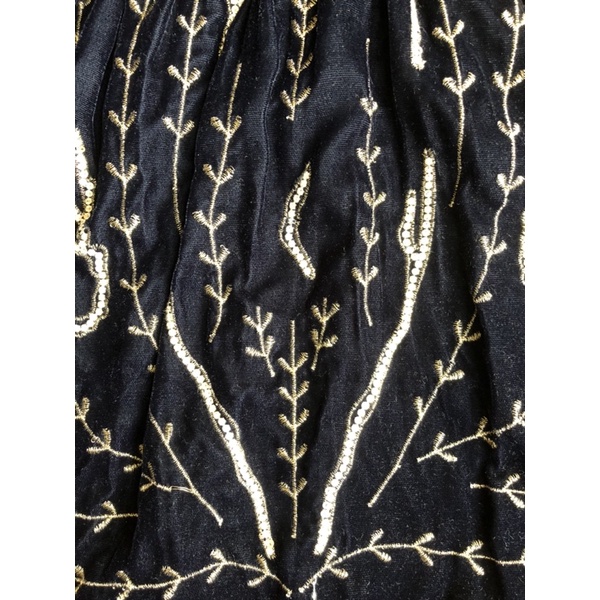 Váy nhung Zara bé 2/3y