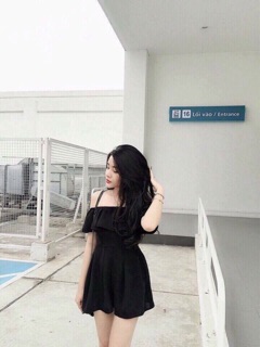 JUMPSUIT BÈO NGỰC NGẮN