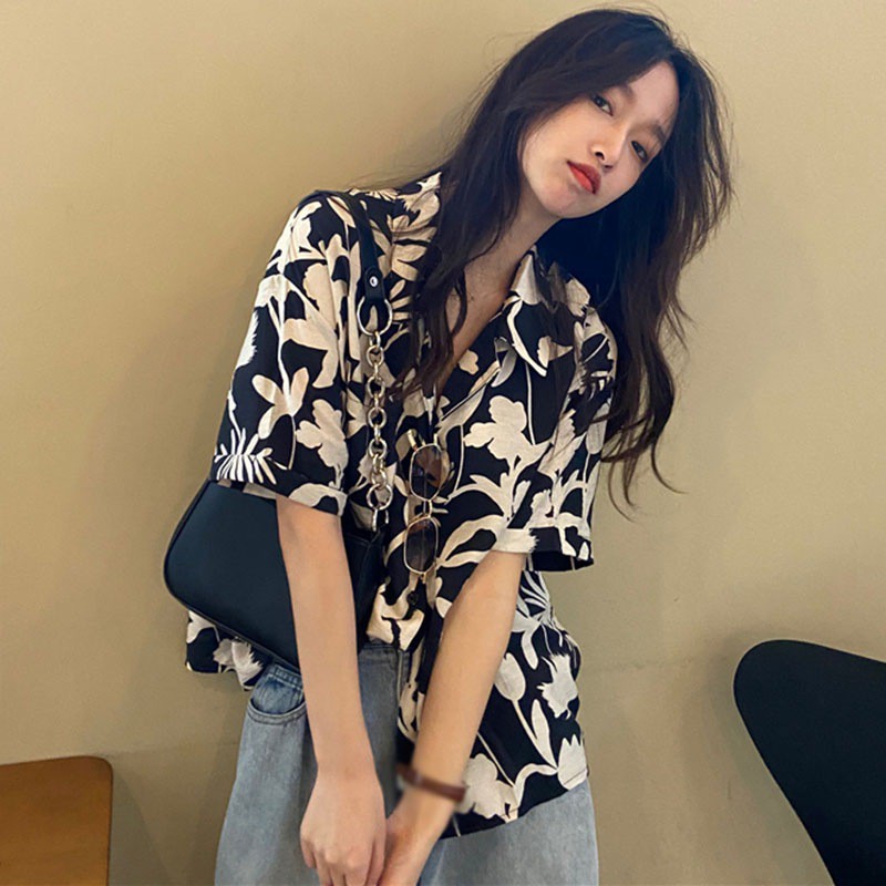 Áo Thun Nữ Tay Ngắn In Hình Thời Trang Trẻ Trung