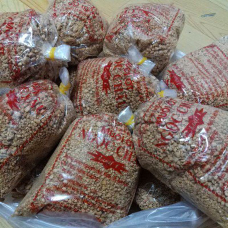 500g muối tôm ăn trái cây 35k