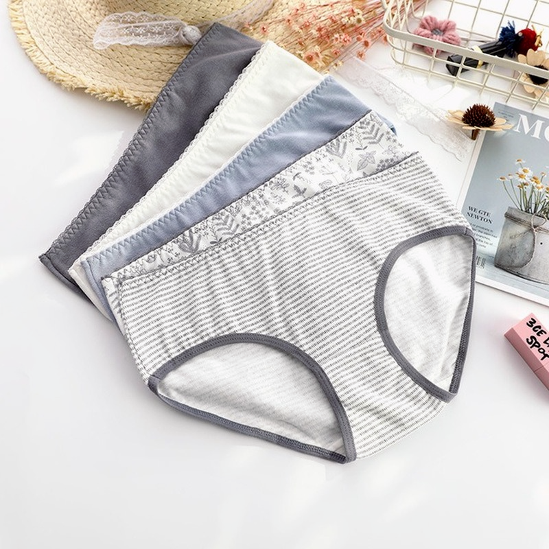 Quần lót Levao lưng vừa chất liệu cotton in họa tiết dễ thương cho nữ