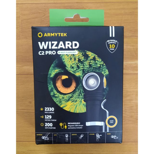 Đèn pin Armytek Wizzard C2 Pro