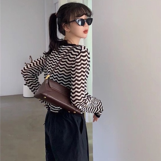 【ZHELIHANGFEI】 / Áo Thun Dáng Rộng Họa Tiết Sọc Ngang Màu Sắc Tương Phản Phong Cách Hong Kong Thời Trang Mùa Hè Cho Nữ