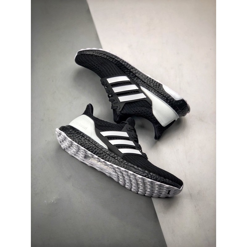 GIÀY THỂ THAO ULTRA BOOST 4.0 4D SIÊU ĐẸP ĐEN SỌC TRẮNG