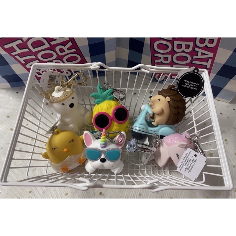 Móc treo gel rửa tay khô Bath & Body Works