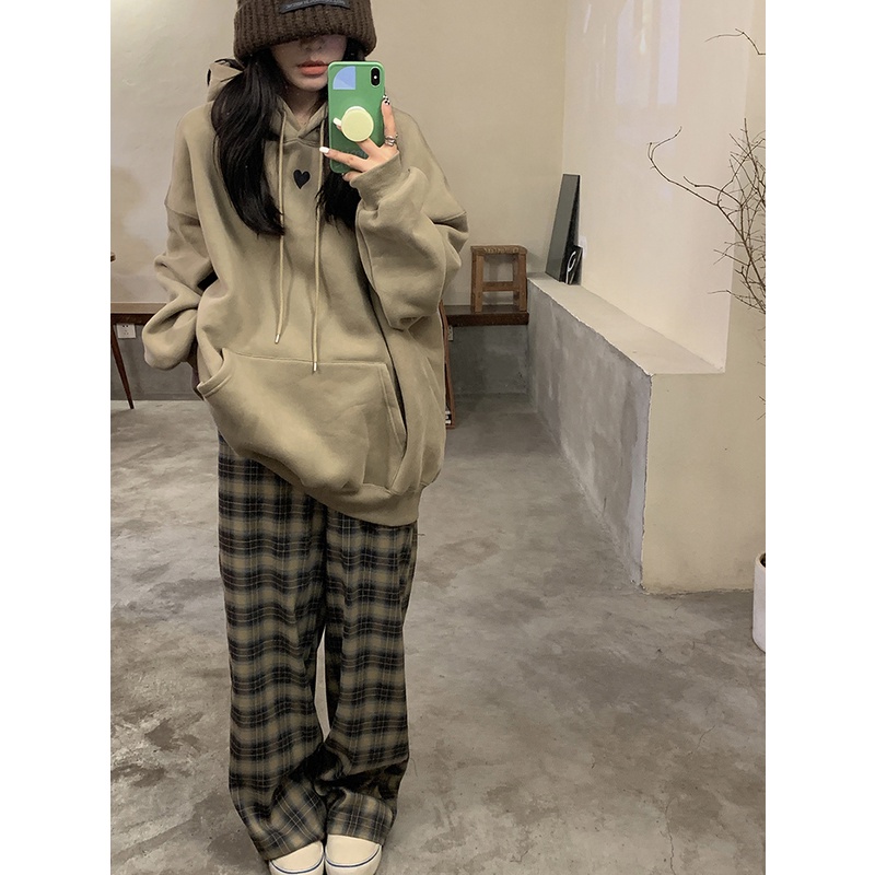 Áo hoodie tay dài dáng rộng màu nâu kaki in họa tiết trái tim thời trang mùa thu 2022 mới