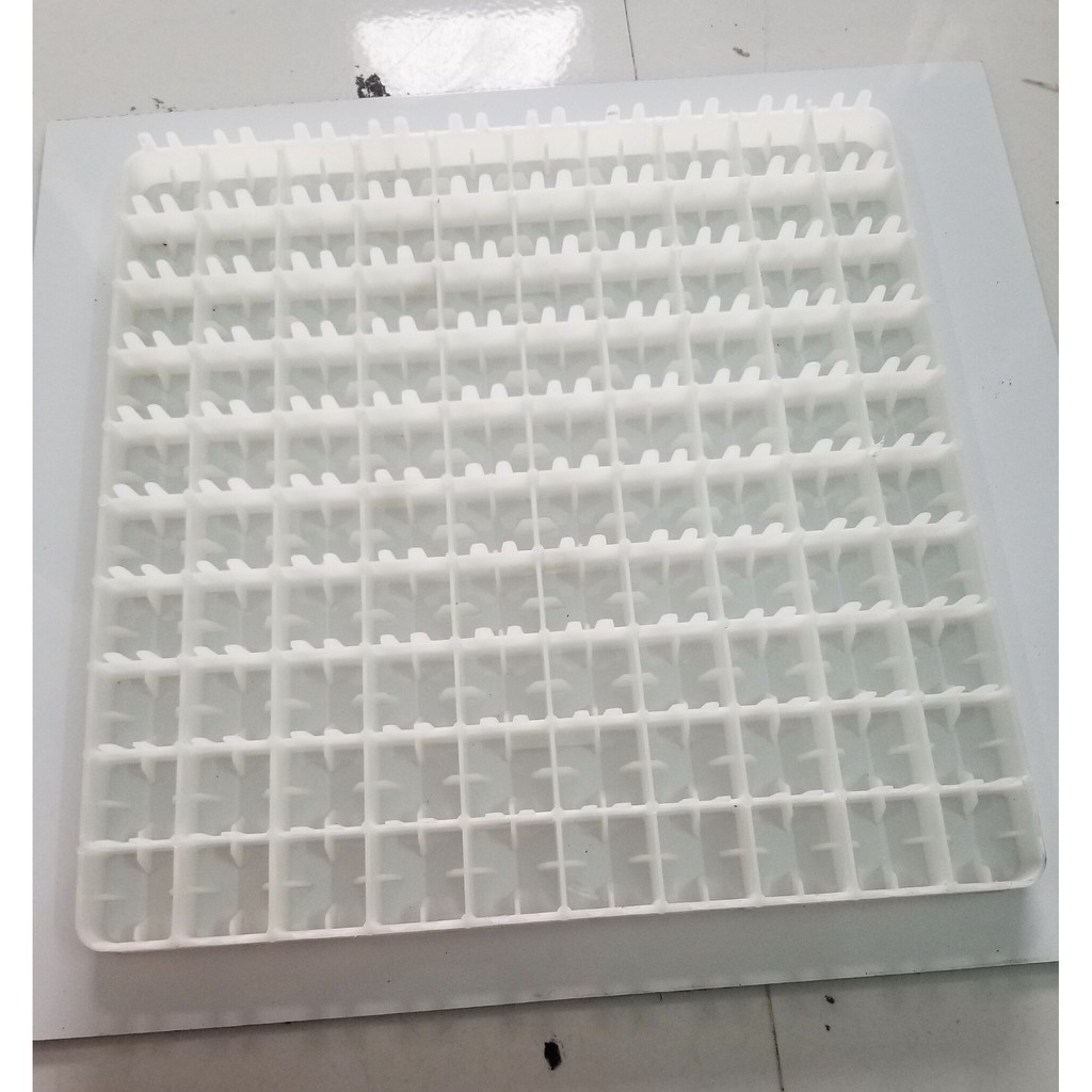 Khay ấp trứng gà vịt 100 trứng (2 khay)