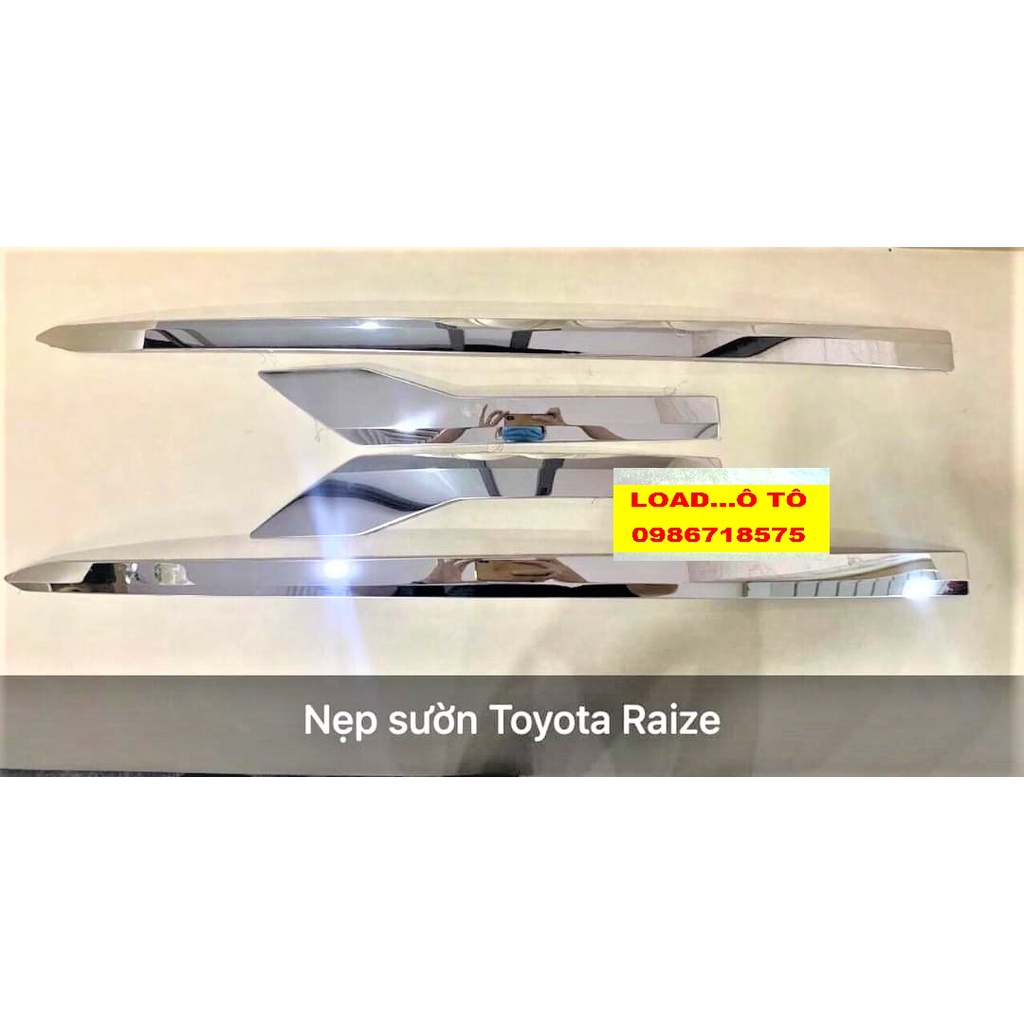 Ốp Hông, Ốp Nẹp Sườn Xe Toyota Raize 2024-2021 Mẫu Inox Mạ Crom Sáng Bóng