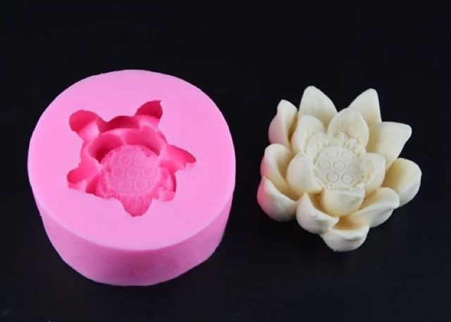 Khuôn silicone hoa sen như hình