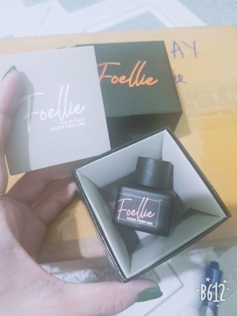 Nước hoa vùng kín Foellie đen | BigBuy360 - bigbuy360.vn