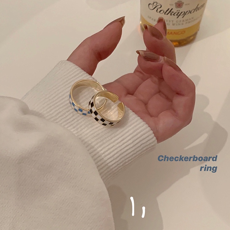 ✨✨Nhẫn đeo ngón tay họa tiết sọc ca rô màu đen/ màu xanh dương thiết kế dạng hở điều chỉnh được thời trang