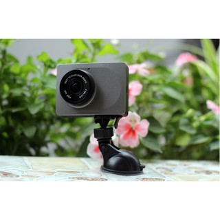 Camera hành trình trên ô tô yi smart dash camera