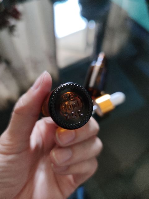 Chai thủy tinh nút bóp 10ml đựng mỹ phẩm