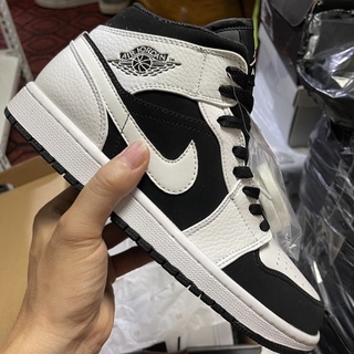 (Vy Factory) Jordan 1 Mid White Black (Nâng Cấp )