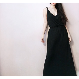 Đầm maxi thun lụa hở lưng giọt nước