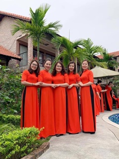 Áo dài trơn màu cam