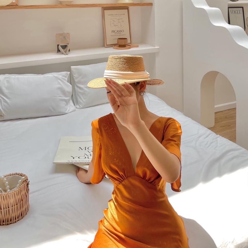 Đầm Marylin dress cổ chữ V tay cánh tiên thướt tha