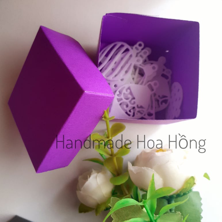 10 Hộp đựng kẹo nhỏ xinh có nắp đậy, làm bằng giấy màu 180grsm, size: 4.6 x 4.2cm - Hộp và nắp để rời - Hộp đựng quà