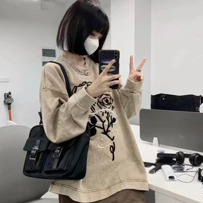 Áo Sweater Cổ Tròn Dáng Rộng Thêu Hình Hoa Hồng Thời Trang Thu Đông Phong Cách Retro Mỹ Mới