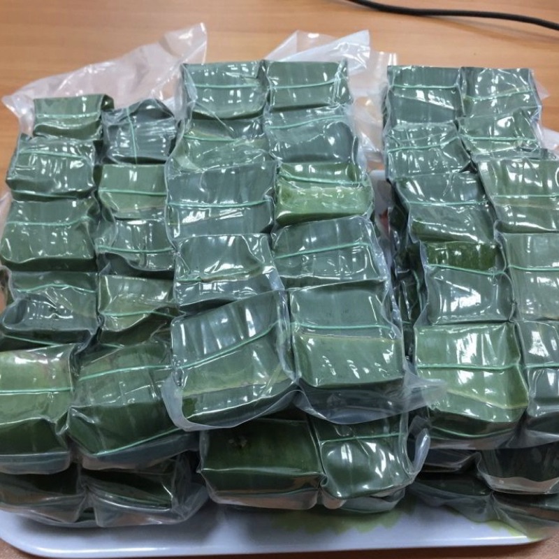 Nem Chợ Huyện Loại 1, Nem chua Bình Định đặc sản Miền Trung, có thể nướng hoặc ăn liền Quà Quê | BigBuy360 - bigbuy360.vn
