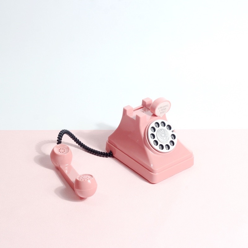 Điện thoại tiết kiệm màu hồng dễ thương