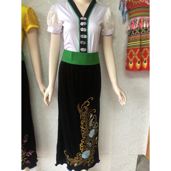 Váy dân tộc thái