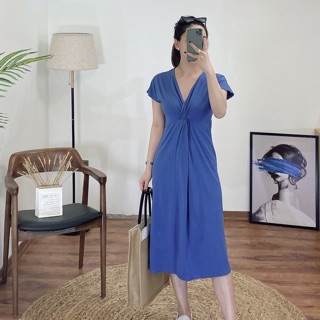 Đầm xoắn eo