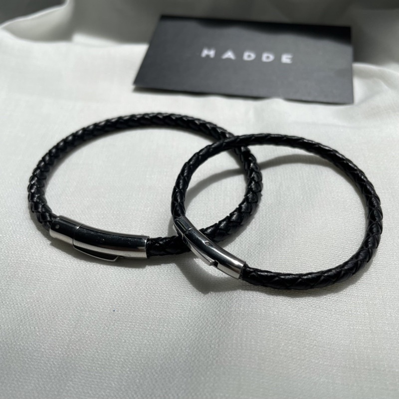 Leather bracelet / vòng tay da khóa titan MADDE