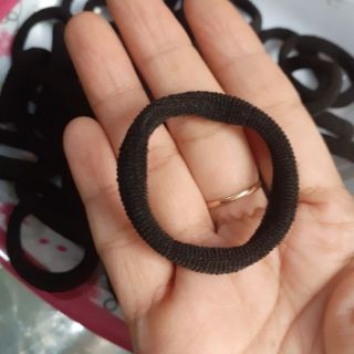 Túi 50 thun cột tóc đen trơn cở nhỏ (3.5-4cm)