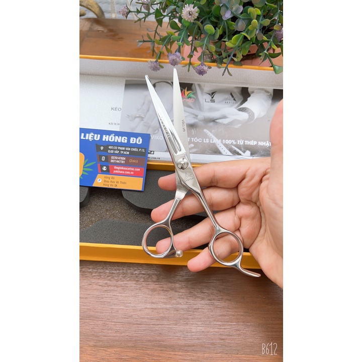 Kéo cắt tóc viko CA602