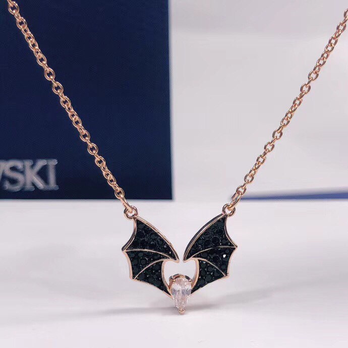 New Swarovski Mystery Batgirl necklace S925 silver fashion jewelry